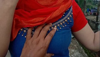 Rooftop Sex With Horny Desi Maid