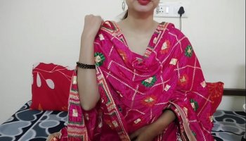 अश्लील ससुर ने अपनी बहू को मालिश के बहाने चोदने के लिए मना  ही लिया Clear |